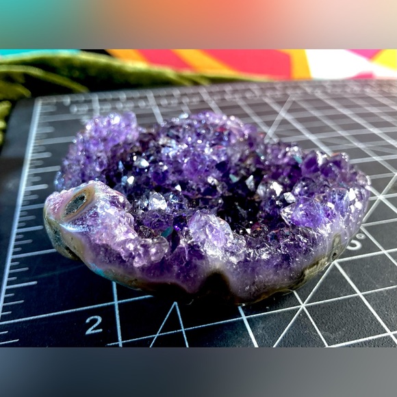 170G Heart Shaped Amethyst Cluster Gem Stone - Picture 9 of 14